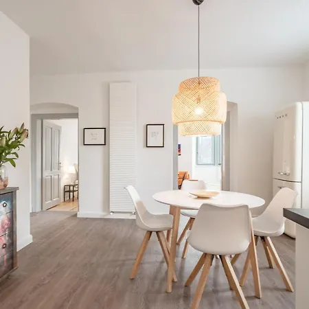 Apartment Innsbruckhomes At Botanical Garden Innsbruck