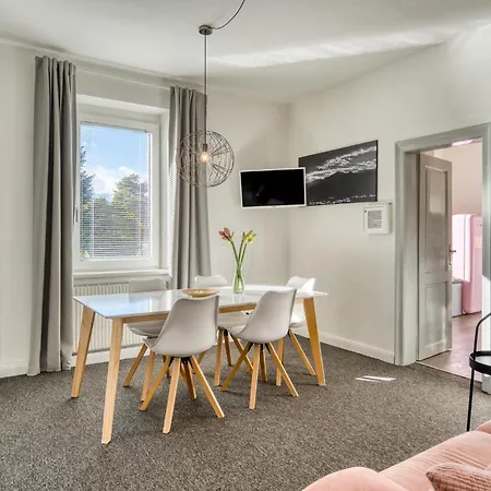 Apartment Innsbruckhomes At Botanical Garden Innsbruck