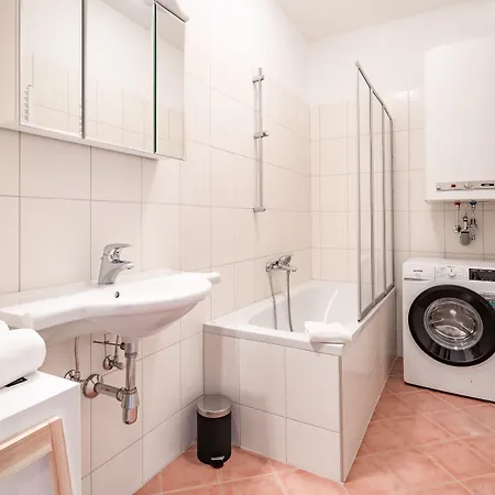 Innsbruckhomes At Botanical Garden Innsbruck