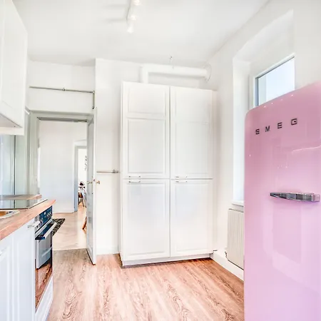 Innsbruckhomes At Botanical Garden Innsbruck