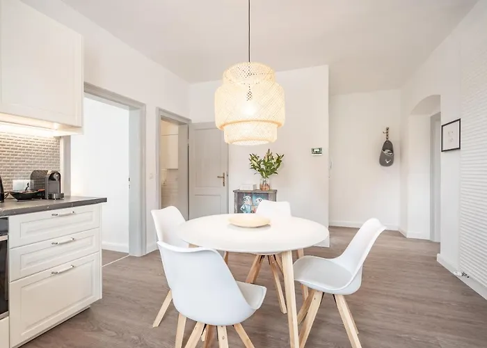 Innsbruckhomes At Botanical Garden *