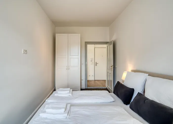 Innsbruckhomes At Botanical Garden Appartement