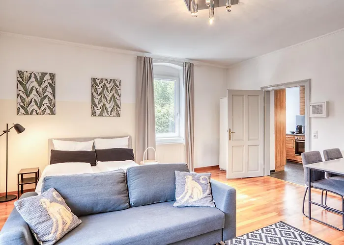 Innsbruckhomes At Botanical Garden *